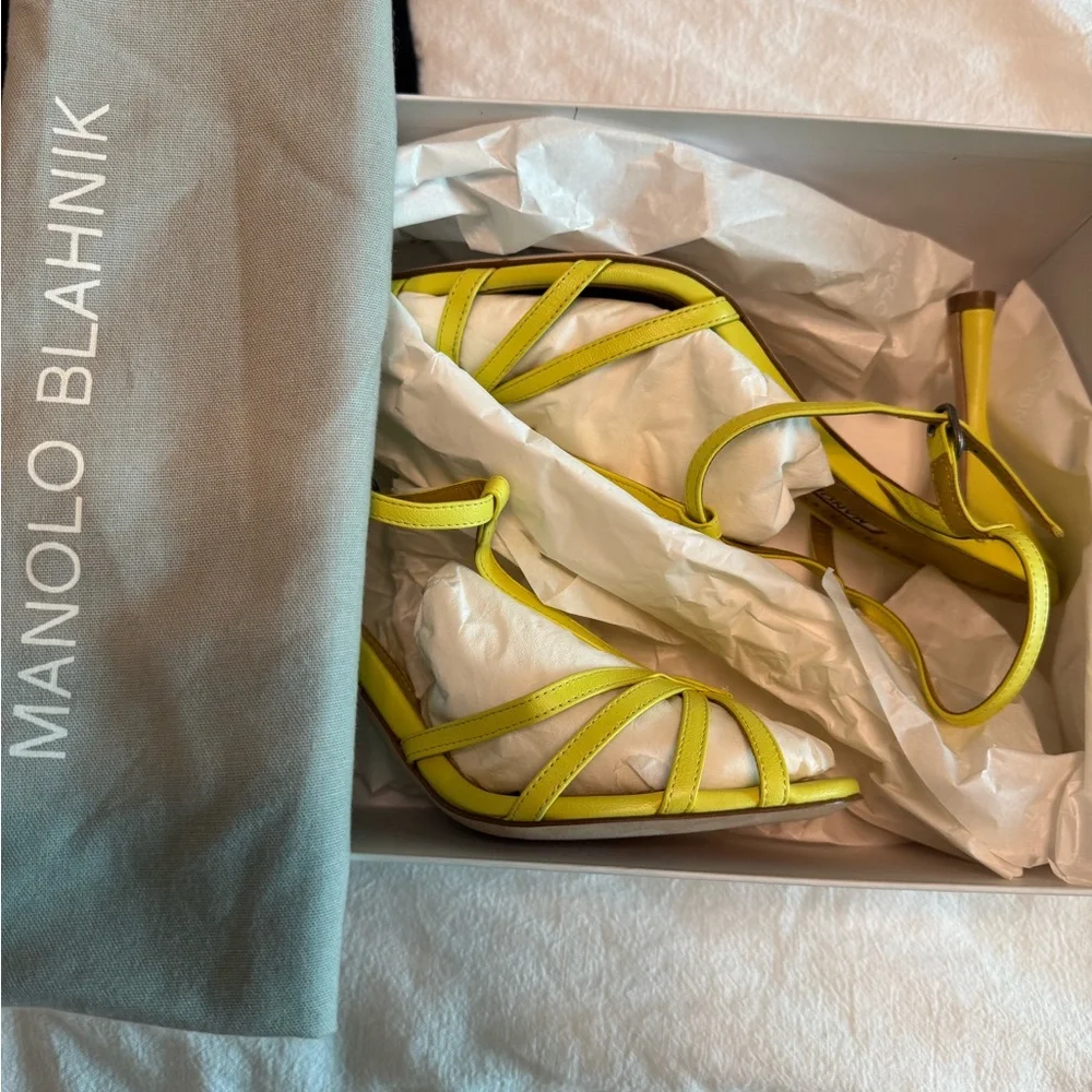 Manolo Blahnik Marana Lemon Strappy Heels - Picture 2 of 4